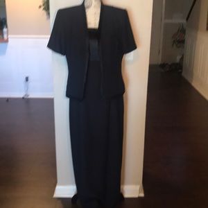 Karin Stevens Dress 👗